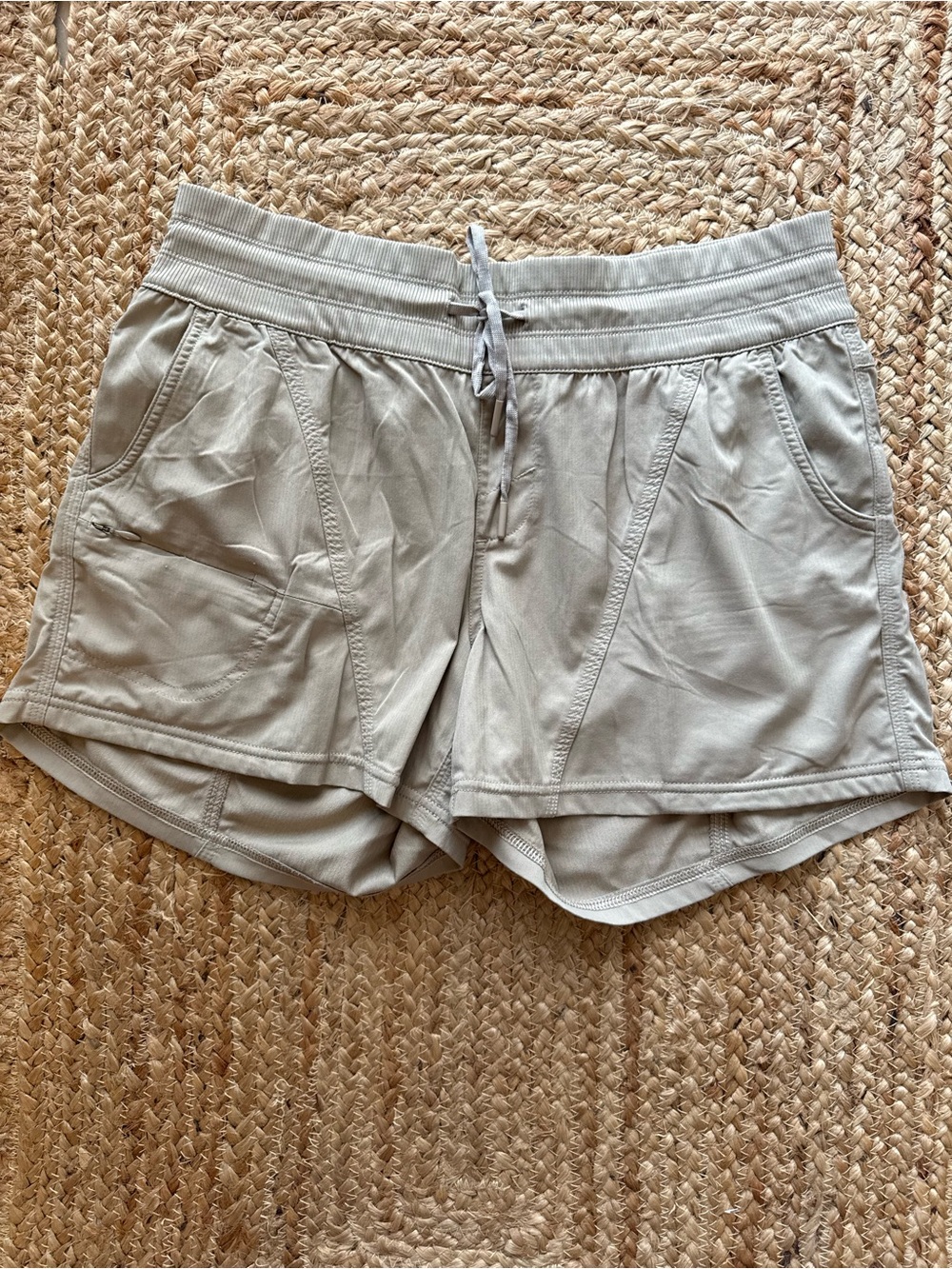 The North Face Aphrodite Hiking Shorts Gray Size L / G Large Activewear